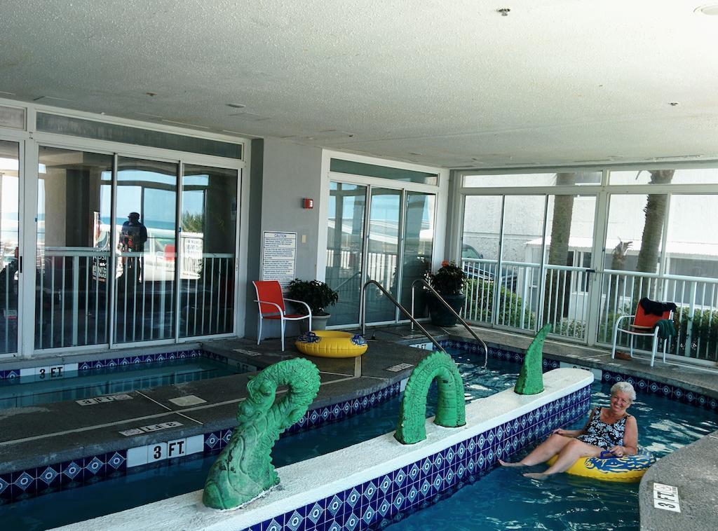 ホテル Sea Dip Oceanfront マートルビーチ エクステリア 写真